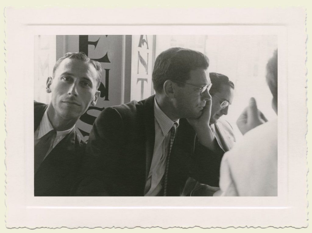 section chaque photo est le début d'une histoire - 04 détourée